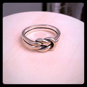 James Avery Lovers’ Knot ring